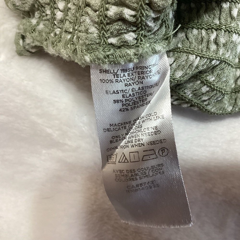 Loft Dotted Smocked Blouse S Green White Cottagecore Peasant Rayon Size Small - Picture 7 of 7
